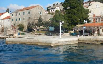 Postavljanje lučkog svjetla u luci Ošljak